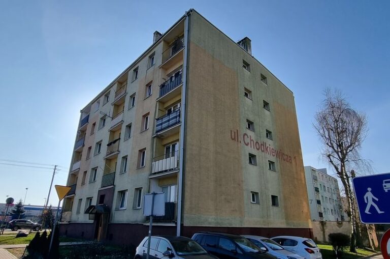Budynek mieszkalny wielorodzinny przy ulicy Jana Karola Chodkiewicza w Kutnie